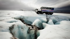 Jaskinie lodowe - Islandia
