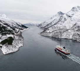 NORWEGIA: Rejs Hurtigruten, Nordkapp, zorza polarna